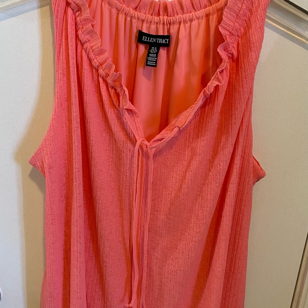 NWOT Ellen Tracy Summer top